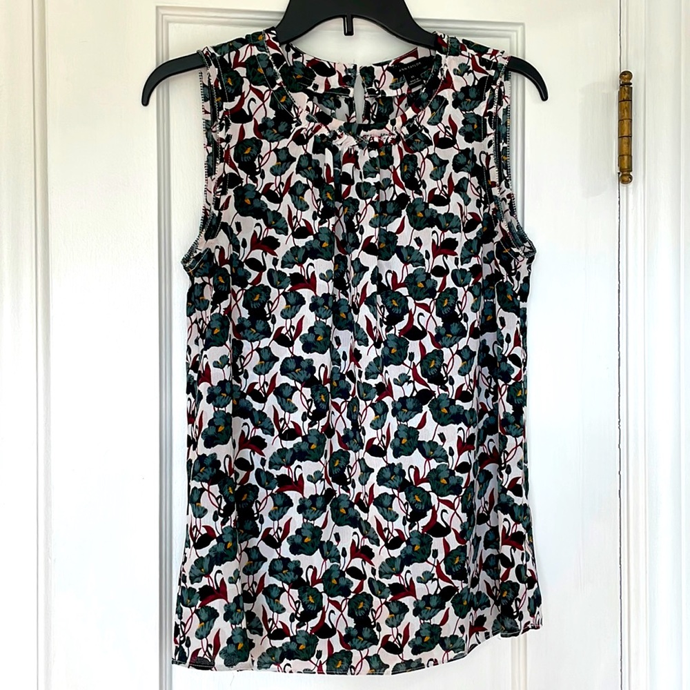 Ann Taylor XS shirt